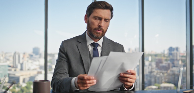 Como-sair-do-operacional-e-assumir-o-papel-de-CEO-da-sua-empresa